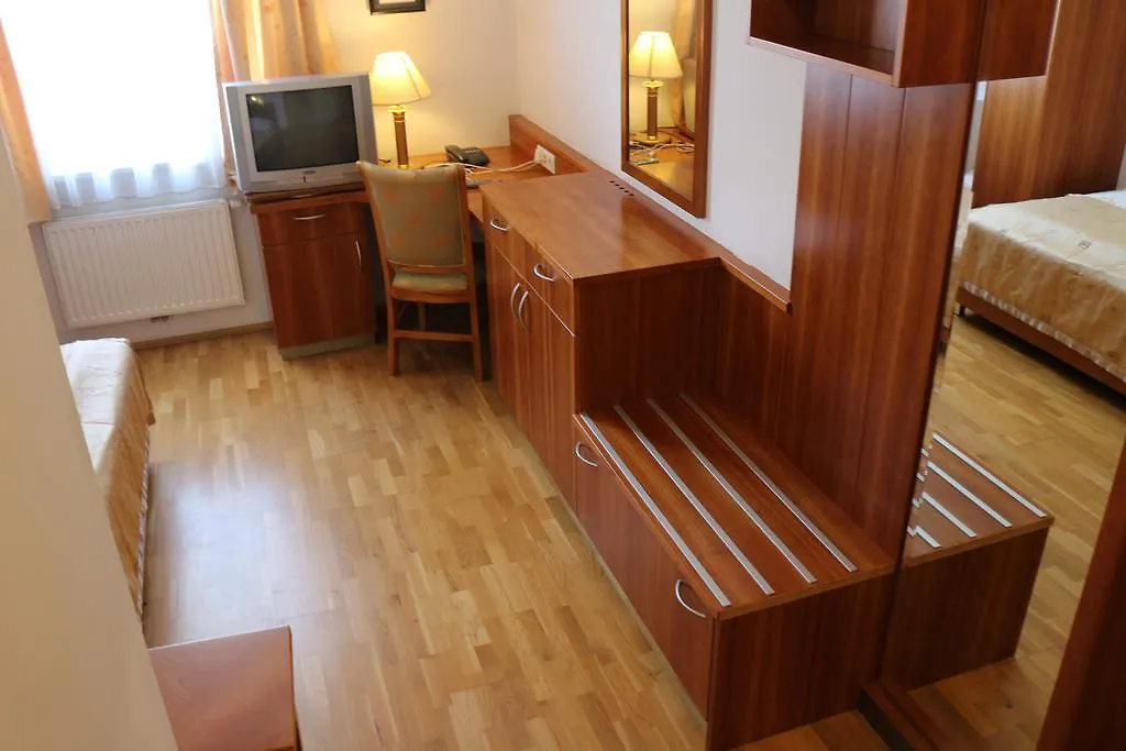 Hotel Wasserpalast - Breakfast For Free!!! غراتس